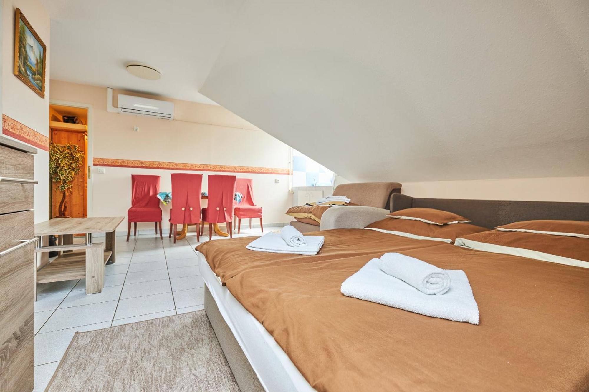 Ada Apartmanhaz Хайдусобосло Экстерьер фото